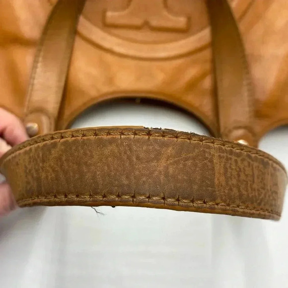 Vintage Tory Burch Bombe Glazed Leather Handbag Zip Top Tote in Luggage tan - Picture 8 of 12